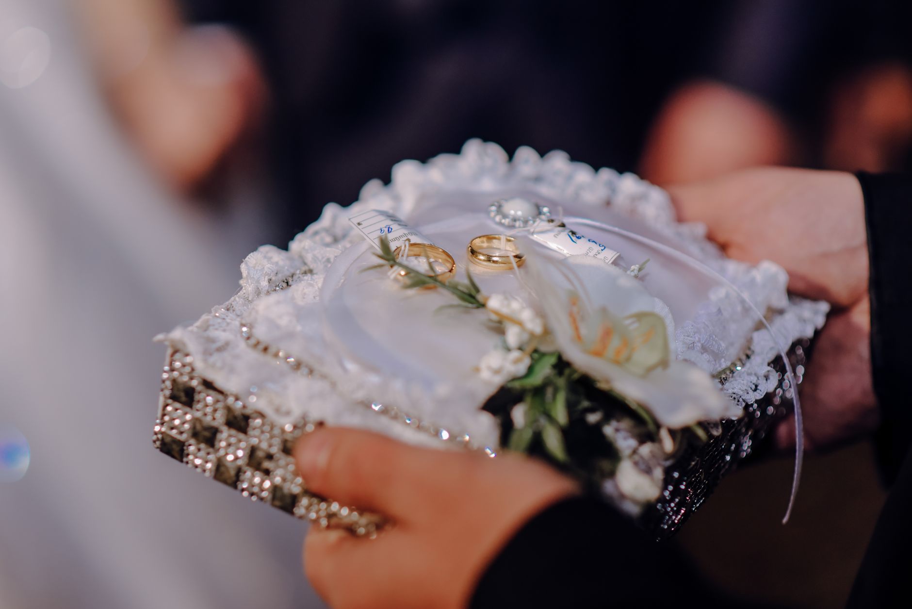 The Persian Wedding Guide: Sofreh Aghd, Aghd, and Aroosi