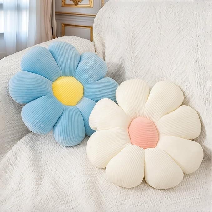 Blue & White Flower Pillow (Set of 2) thumbnail 2