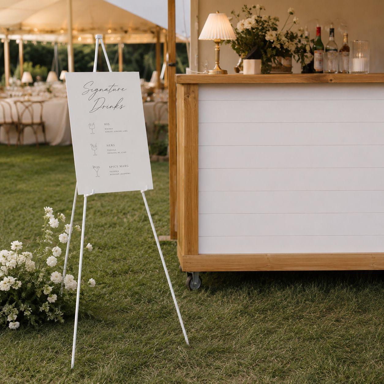 White Easel thumbnail 2